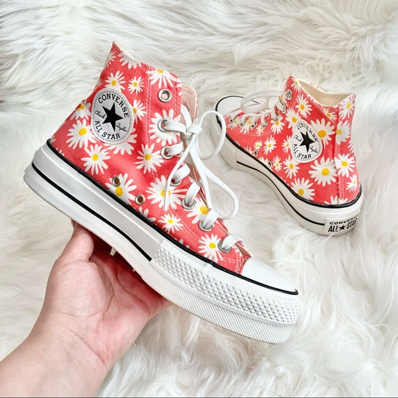converse camp daisies platform